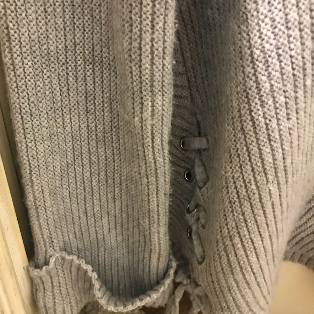 Umgee Sweater - Picture 3 of 5